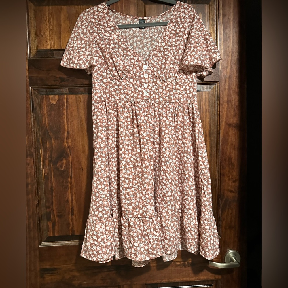Women’s Large, ditsy floral mini dress